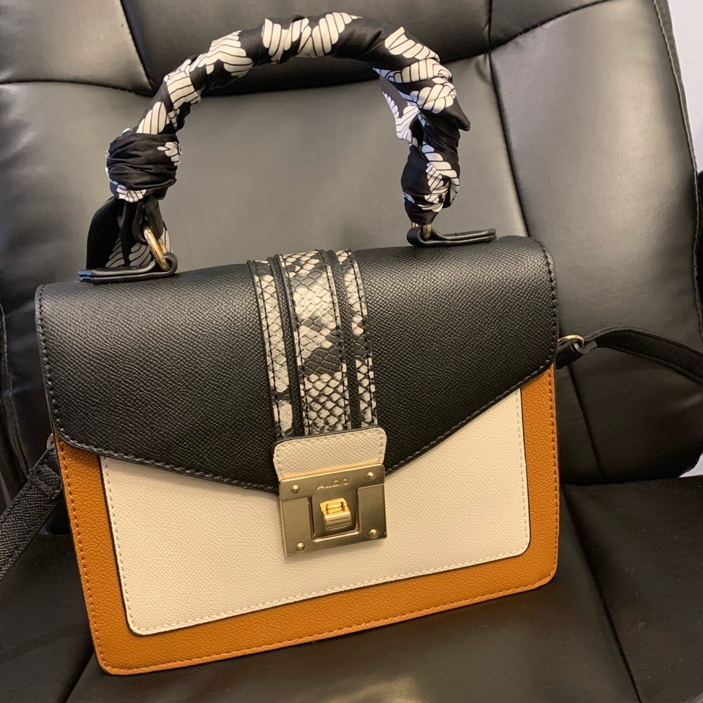 Aldo structured crossbody bag - Picture 2 of 8
